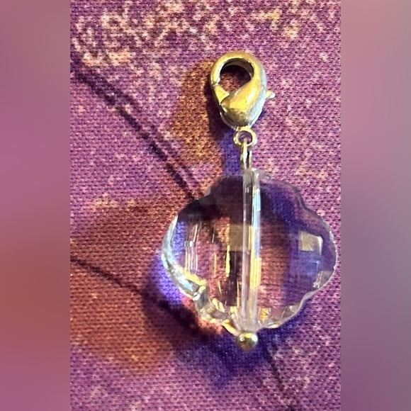 Origami Owl Jewelry - Crystal dangle